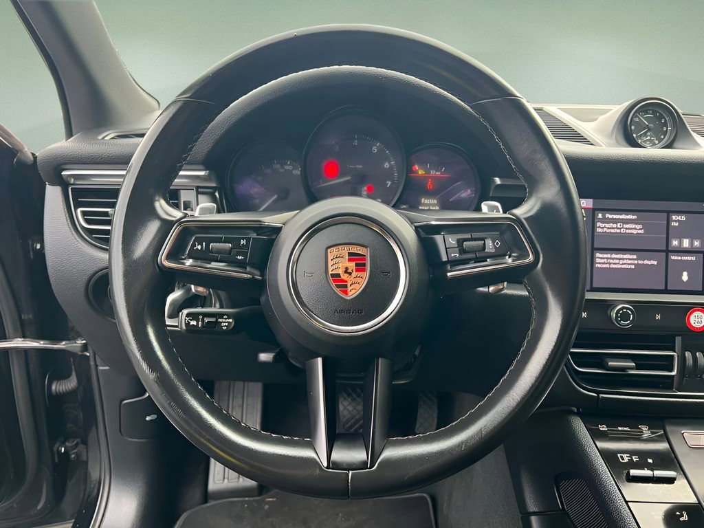 Used 2024 Porsche Macan T AWD/4WD image 24