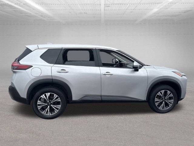 Used 2023 Nissan Rogue SV AWD/4WD image 5
