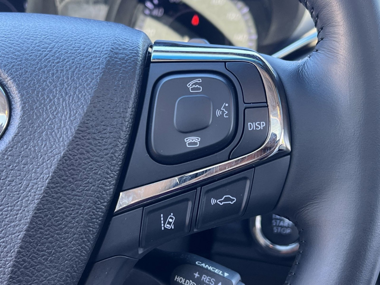 Used 2017 Toyota Avalon Limited FWD image 35