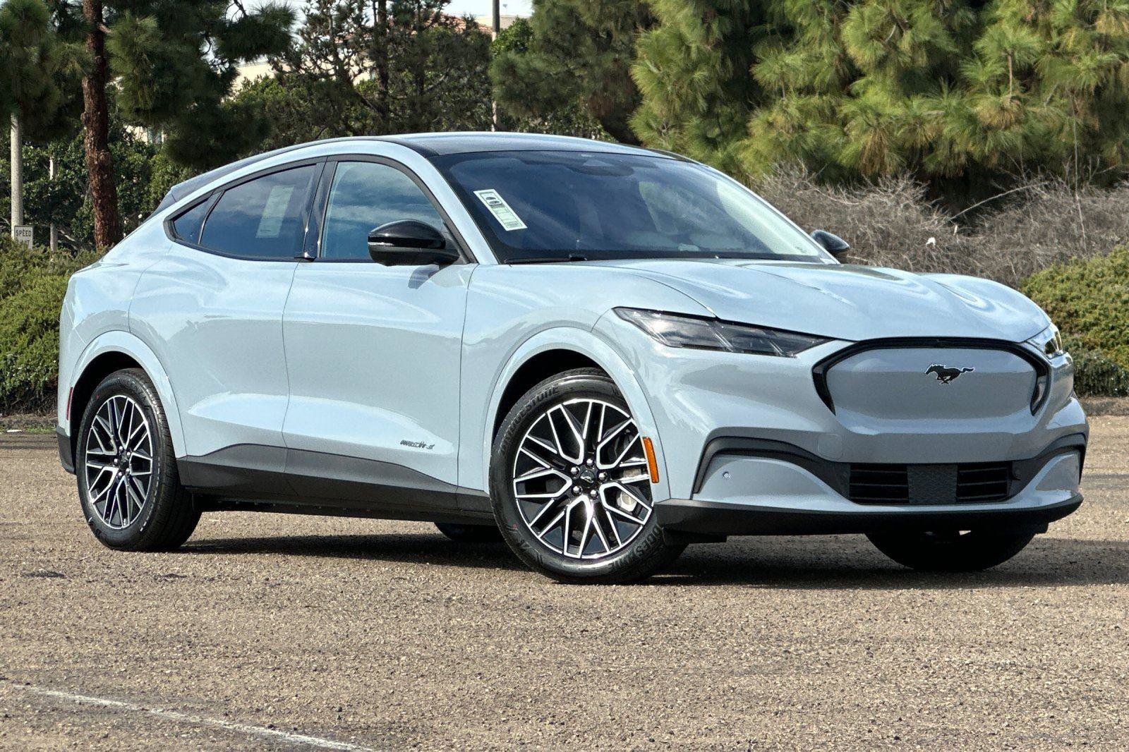 New 2025 Ford Mustang Mach-E Premium image 1