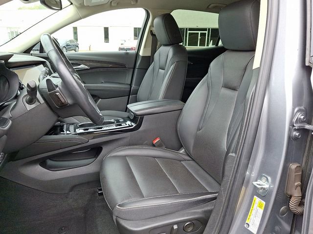 Used 2022 Buick Envision Essence w/ Technology Package I image 14