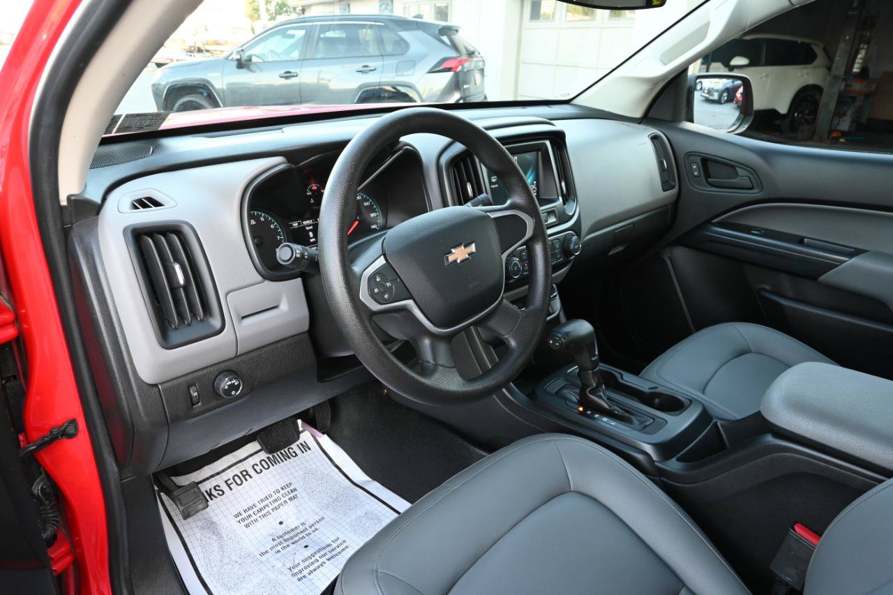 Used 2018 Chevrolet Colorado W/T w/ WT Convenience Package RWD image 19