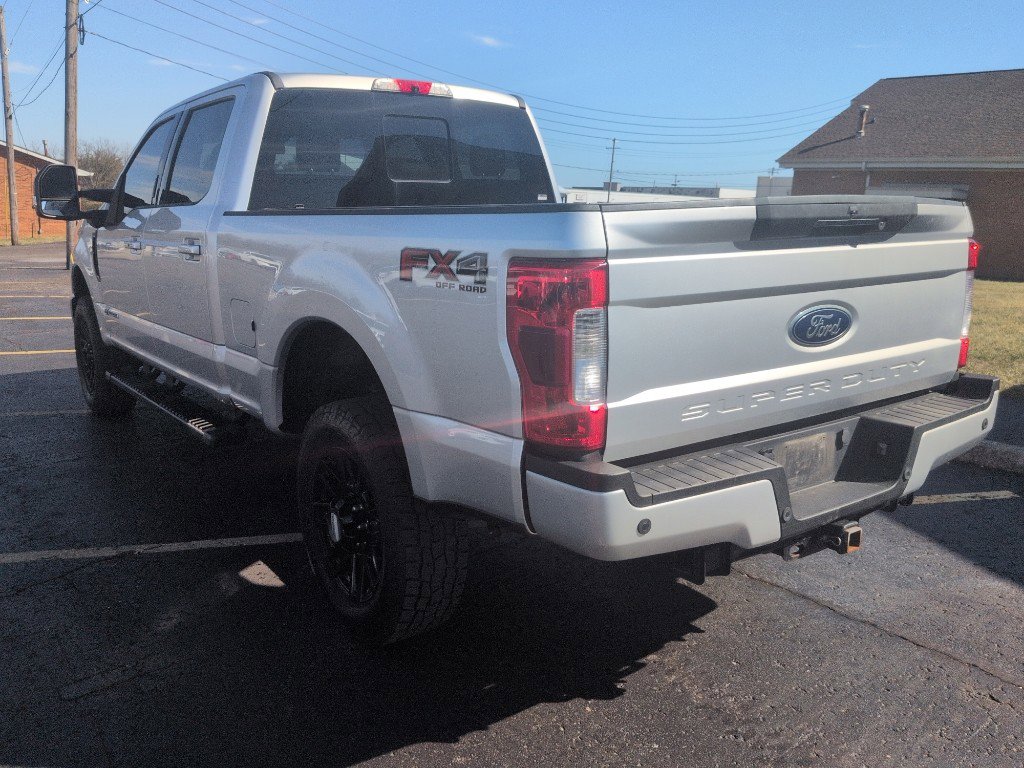 Used 2019 Ford F350 Lariat w/ Lariat Ultimate Package image 5