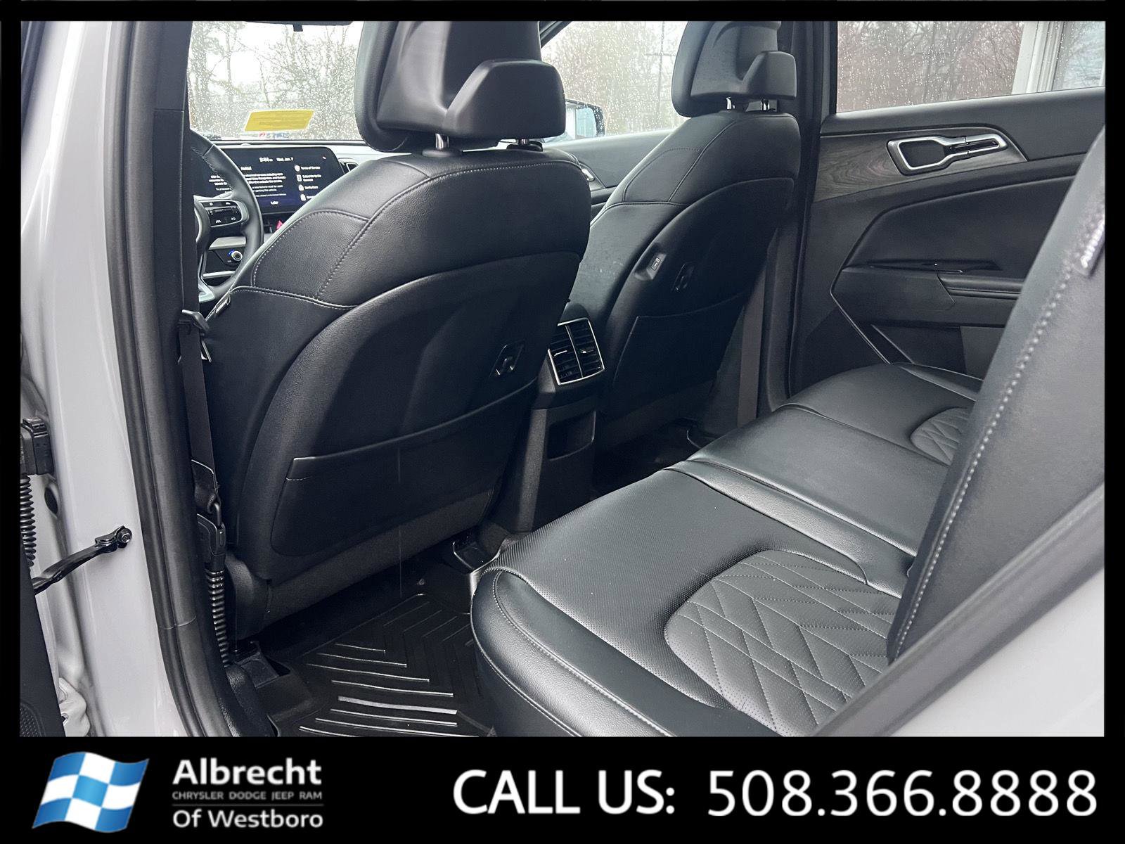 Used 2024 Kia Sportage X-Line w/ X-Line Premium Package image 12