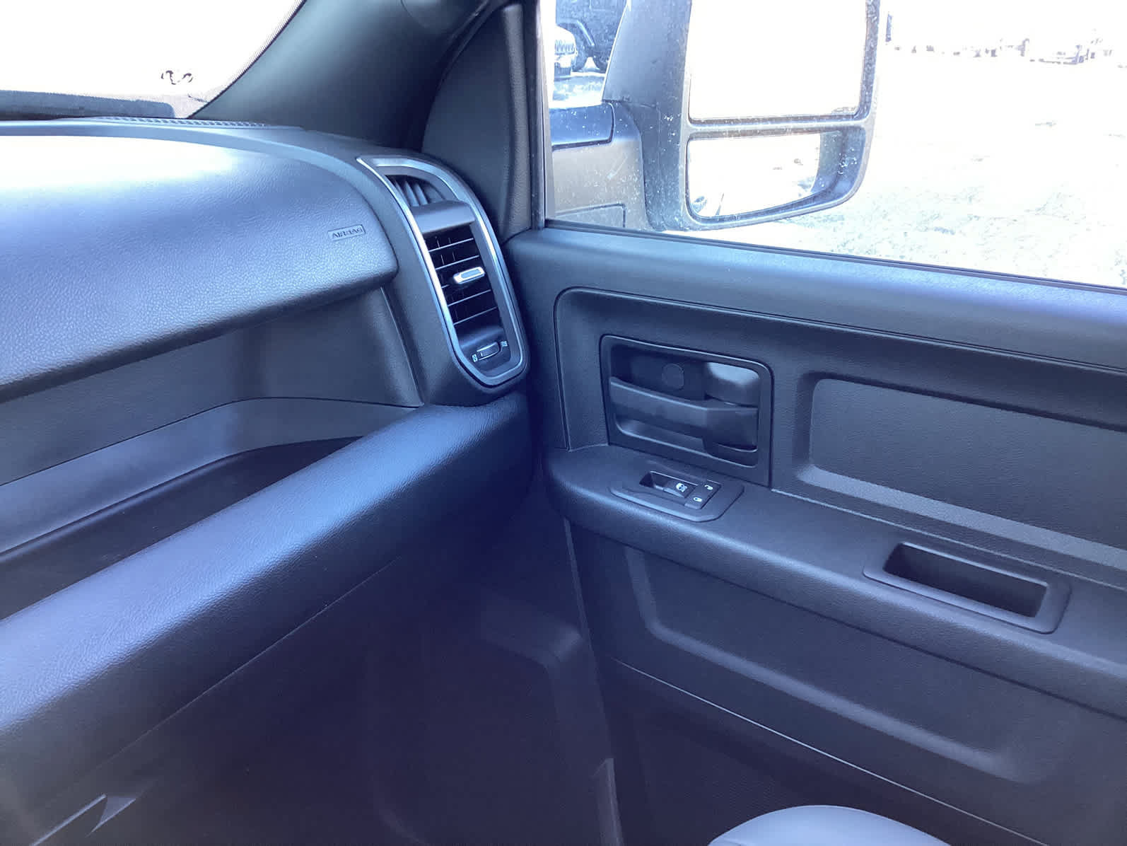New 2026 RAM 2500 Tradesman AWD/4WD image 28