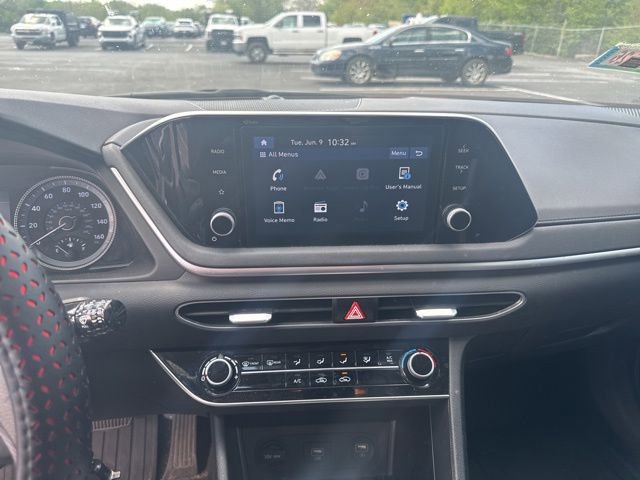 Used 2021 Hyundai Sonata SE w/ Winter Weather Package FWD image 13