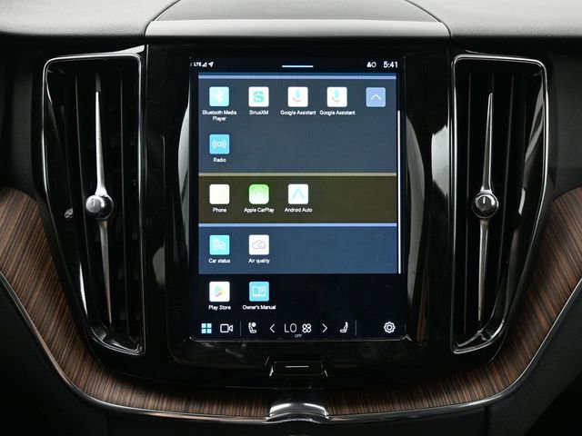 Used 2023 Volvo XC60 B5 Plus w/ Protection Package Premier image 20