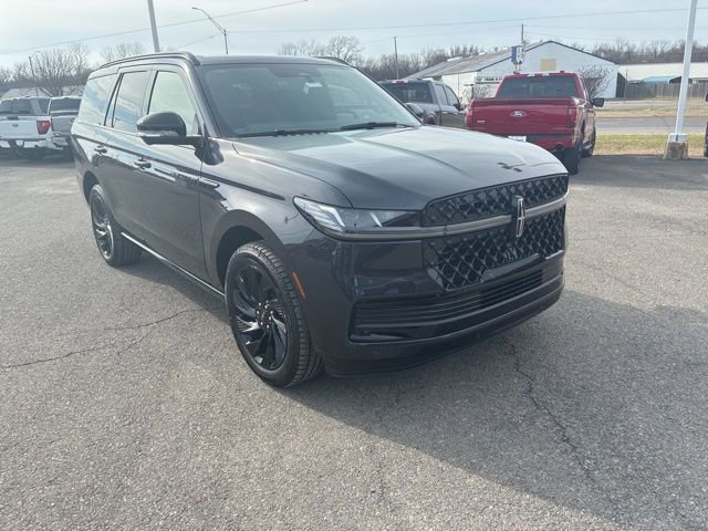 New 2026 Lincoln Navigator Reserve w/ Jet Appearance Package image 7