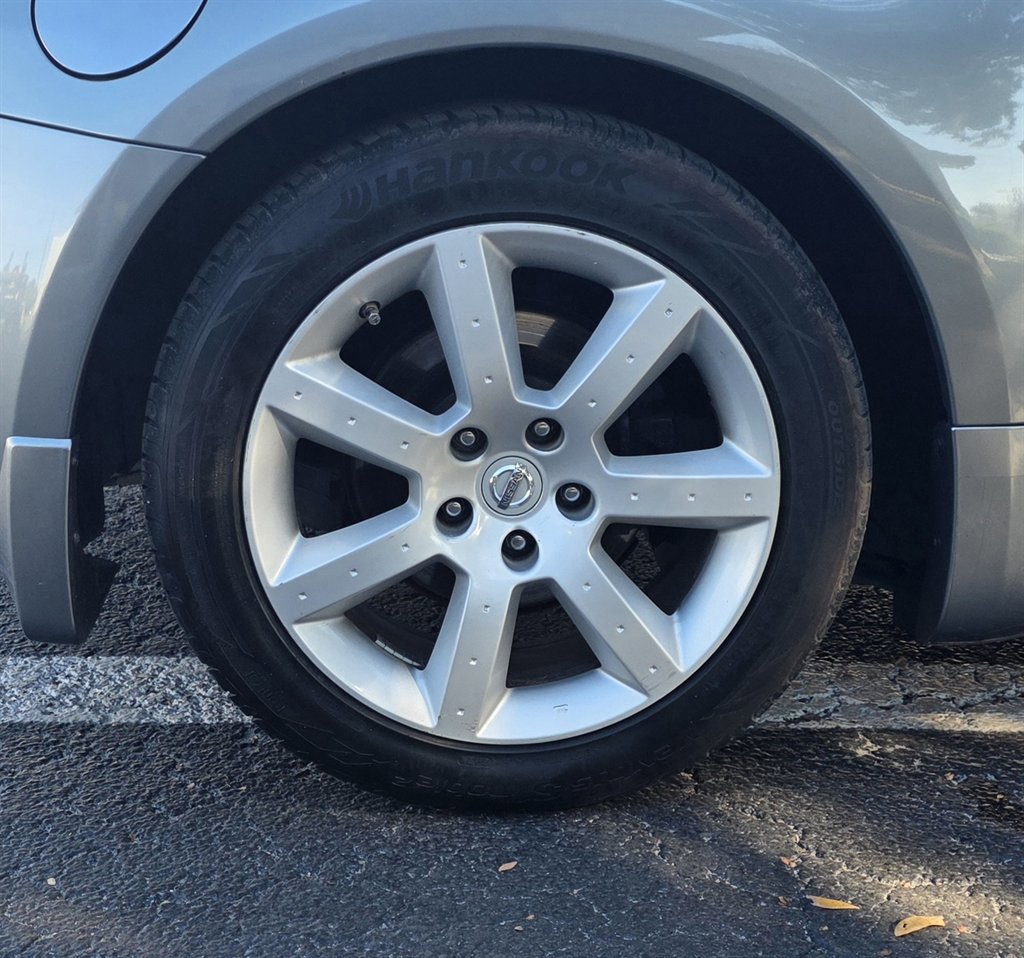 Used 2005 Nissan 350Z Touring image 25