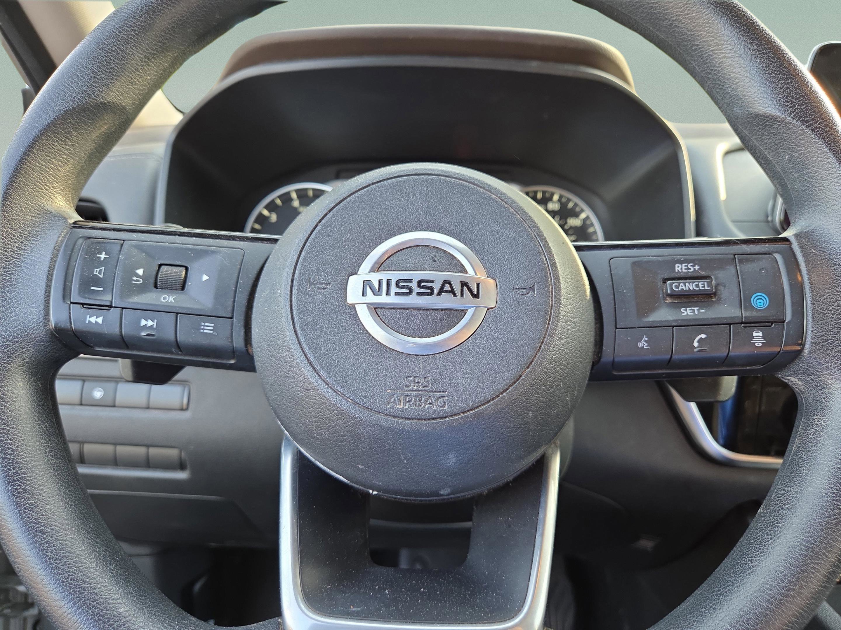 Used 2021 Nissan Rogue SV FWD image 10
