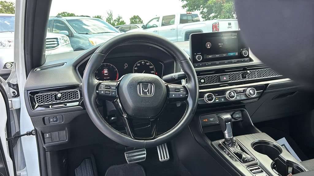 Certified 2025 Honda Civic Sport image 13
