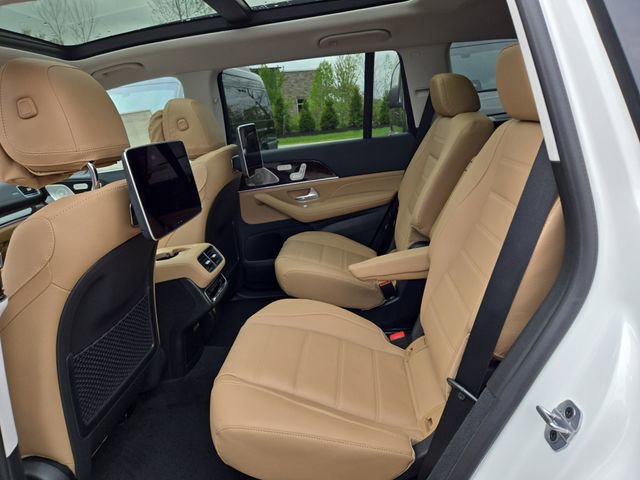 New 2026 Mercedes-Benz GLS 450 4MATIC image 29