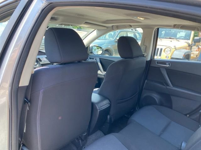 Used 2011 MAZDA MAZDA3 i Touring FWD image 17