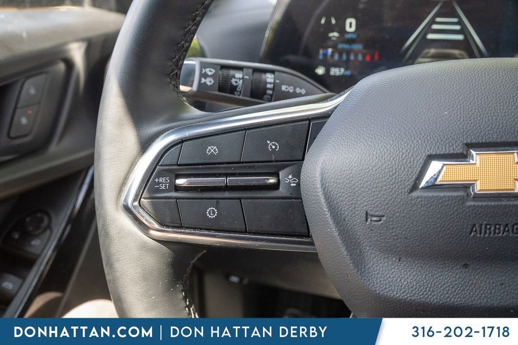 Used 2025 Chevrolet Equinox LT FWD image 9