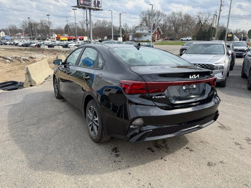 Certified 2023 Kia Forte LXS image 5
