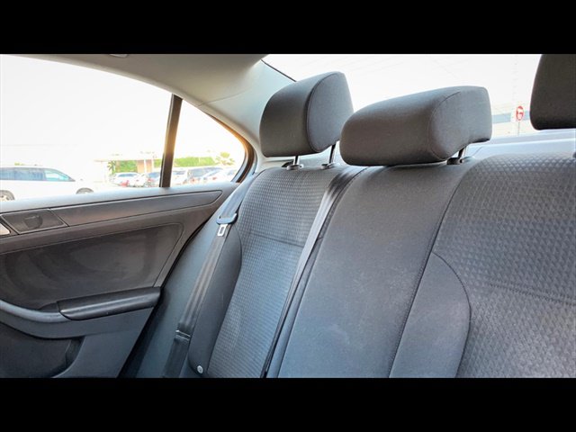 Used 2015 Volkswagen Jetta S w/ Welcome Package FWD image 11