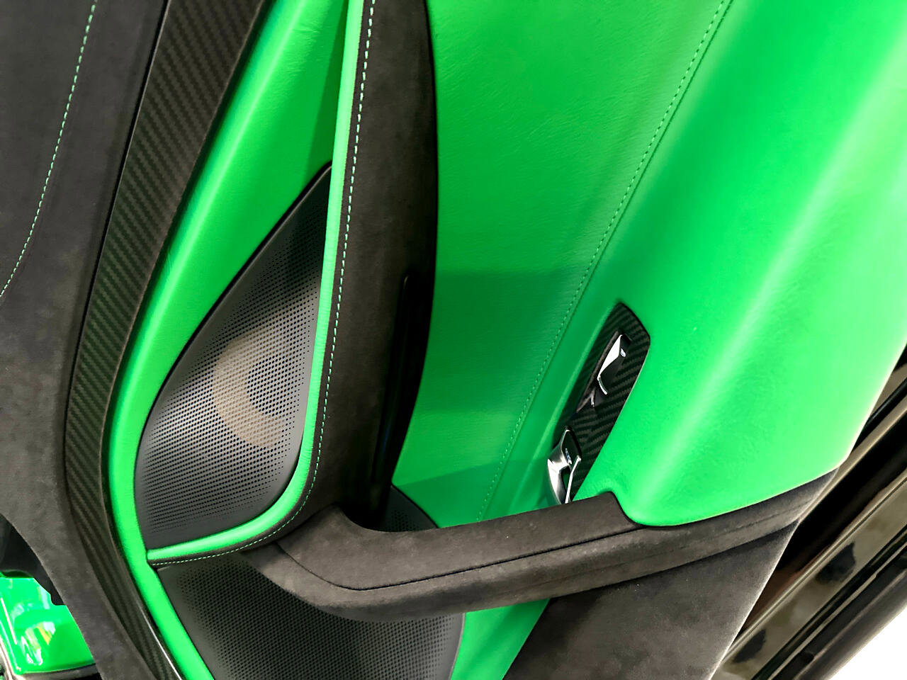 Used 2022 McLaren 765LT image 54