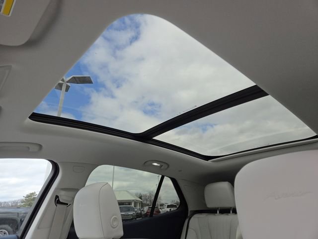 New 2026 Buick Envision Avenir image 3