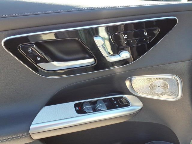 New 2026 Mercedes-Benz GLC 350e 4MATIC image 13