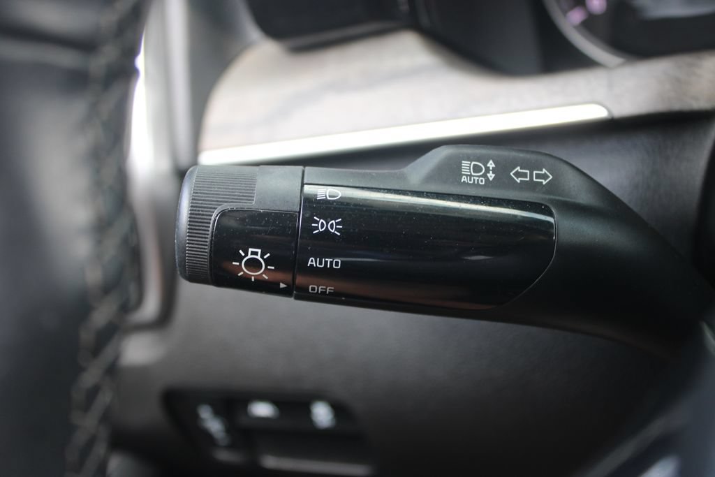 Used 2023 Kia Sorento S w/ Panoramic Sunroof Package AWD/4WD image 40