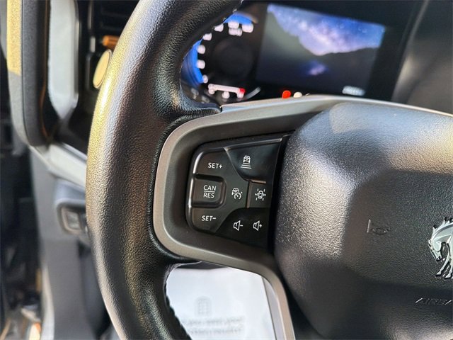Used 2023 Ford Bronco Badlands image 16