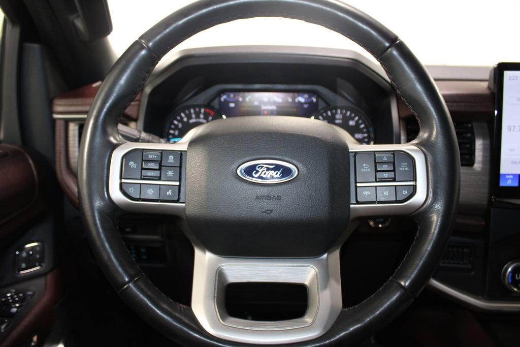 Used 2024 Ford Expedition Limited image 39
