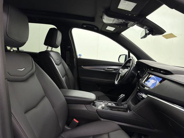 Certified 2024 Cadillac XT6 Luxury image 24