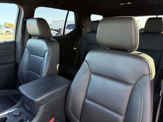 Used 2023 Chevrolet Traverse LT FWD image 13