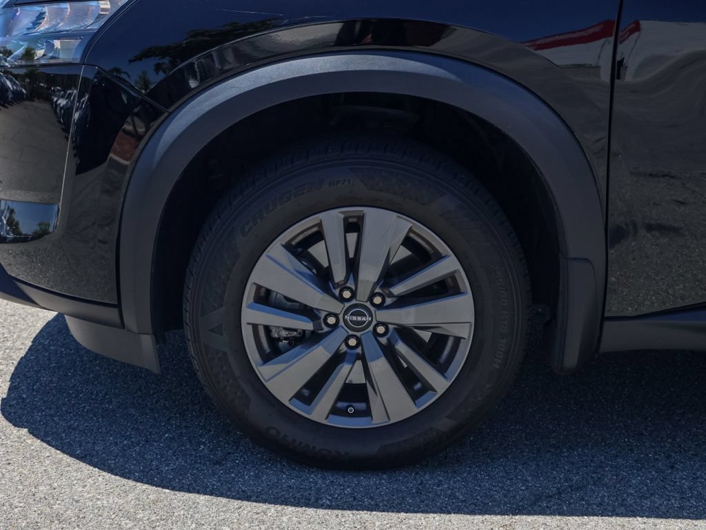 Used 2024 Nissan Pathfinder S w/ Cargo Package FWD image 11