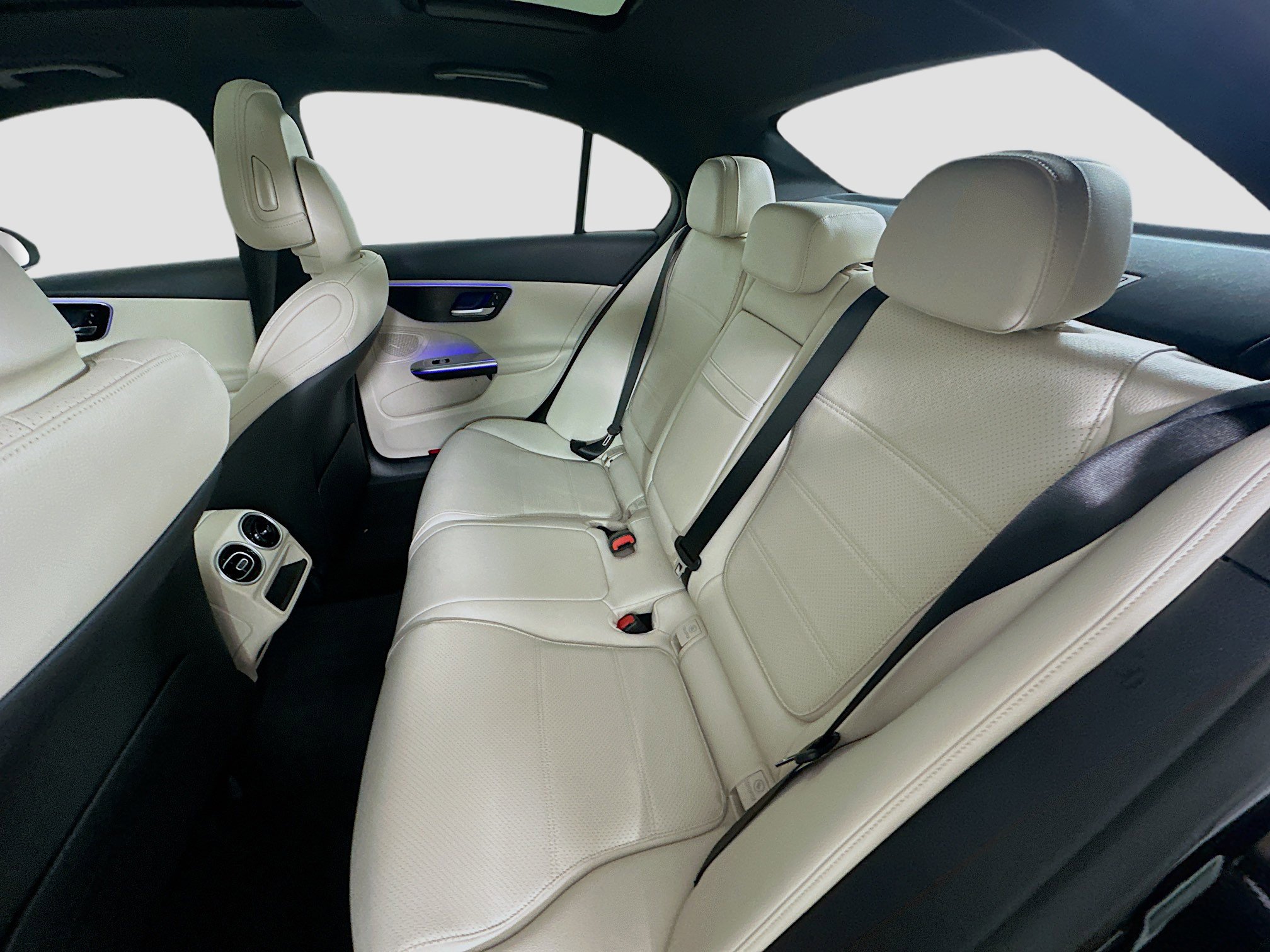 Certified 2023 Mercedes-Benz C 300 4MATIC Sedan image 30