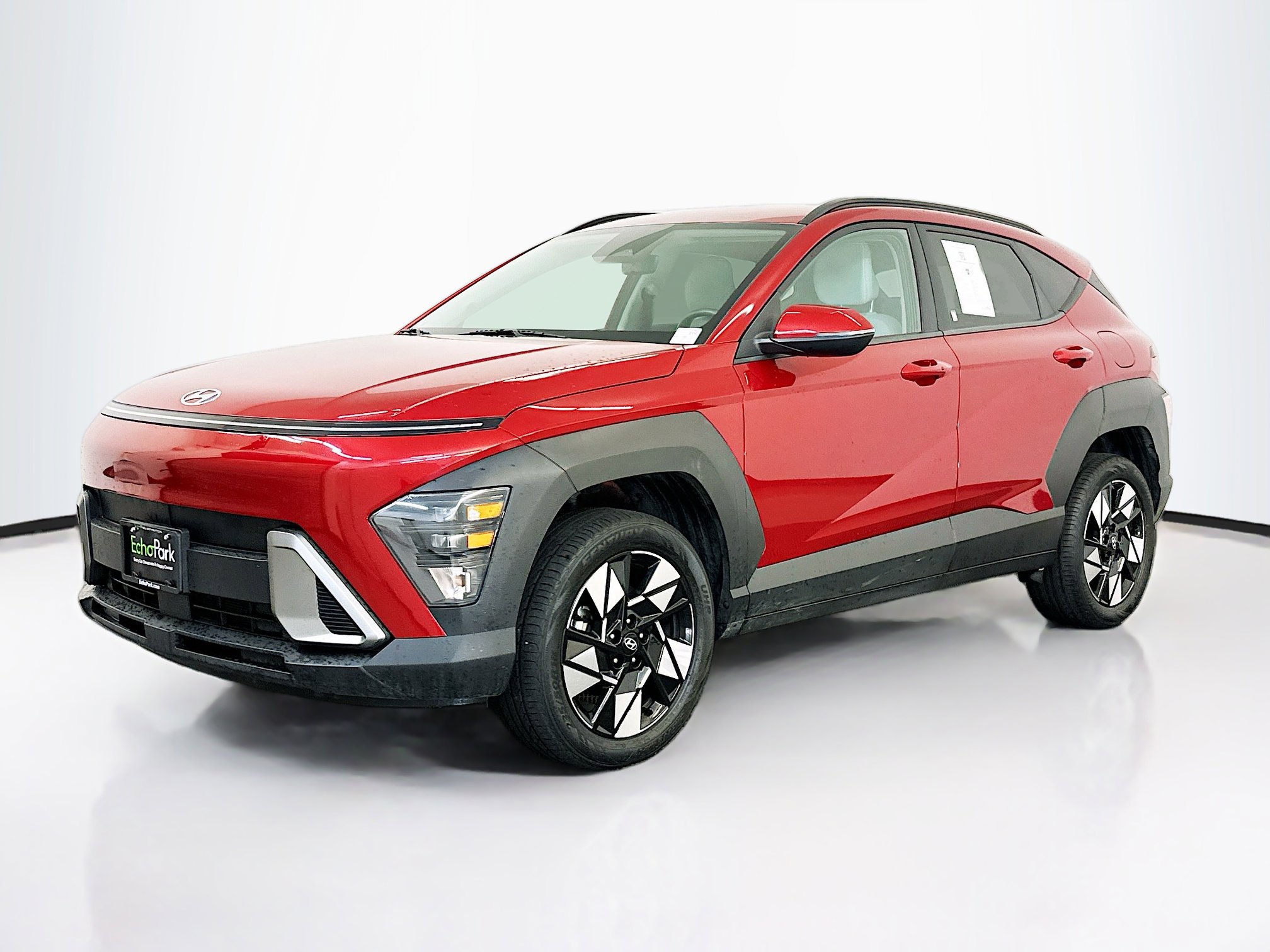 Used 2024 Hyundai Kona SEL image 3