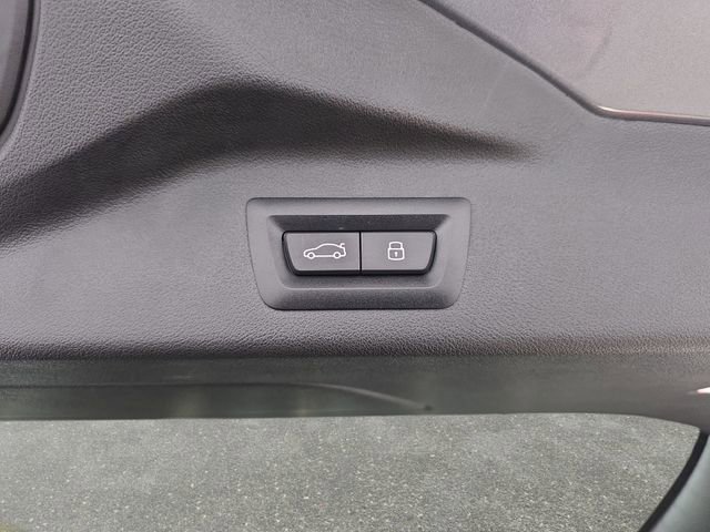 Used 2024 BMW X7 M60i w/ Executive Package image 36