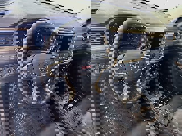 Used 2023 GMC Acadia Denali w/ Denali Ultimate Package image 9