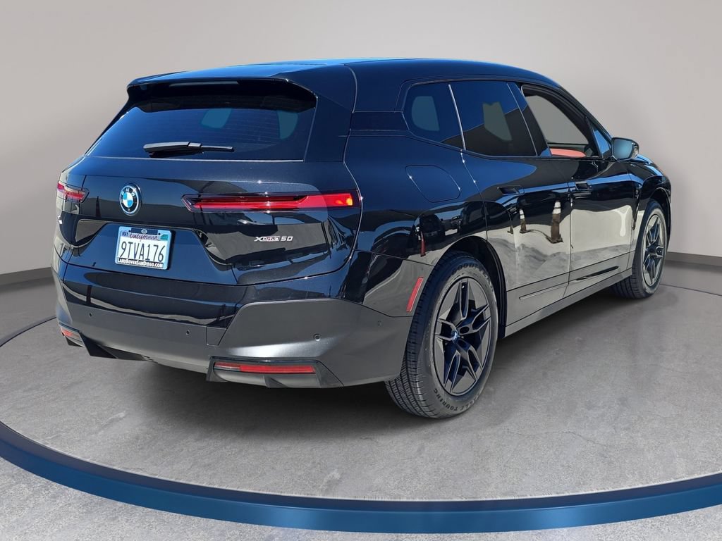 Used 2025 BMW iX xDrive50 w/ Convenience Package AWD/4WD image 6