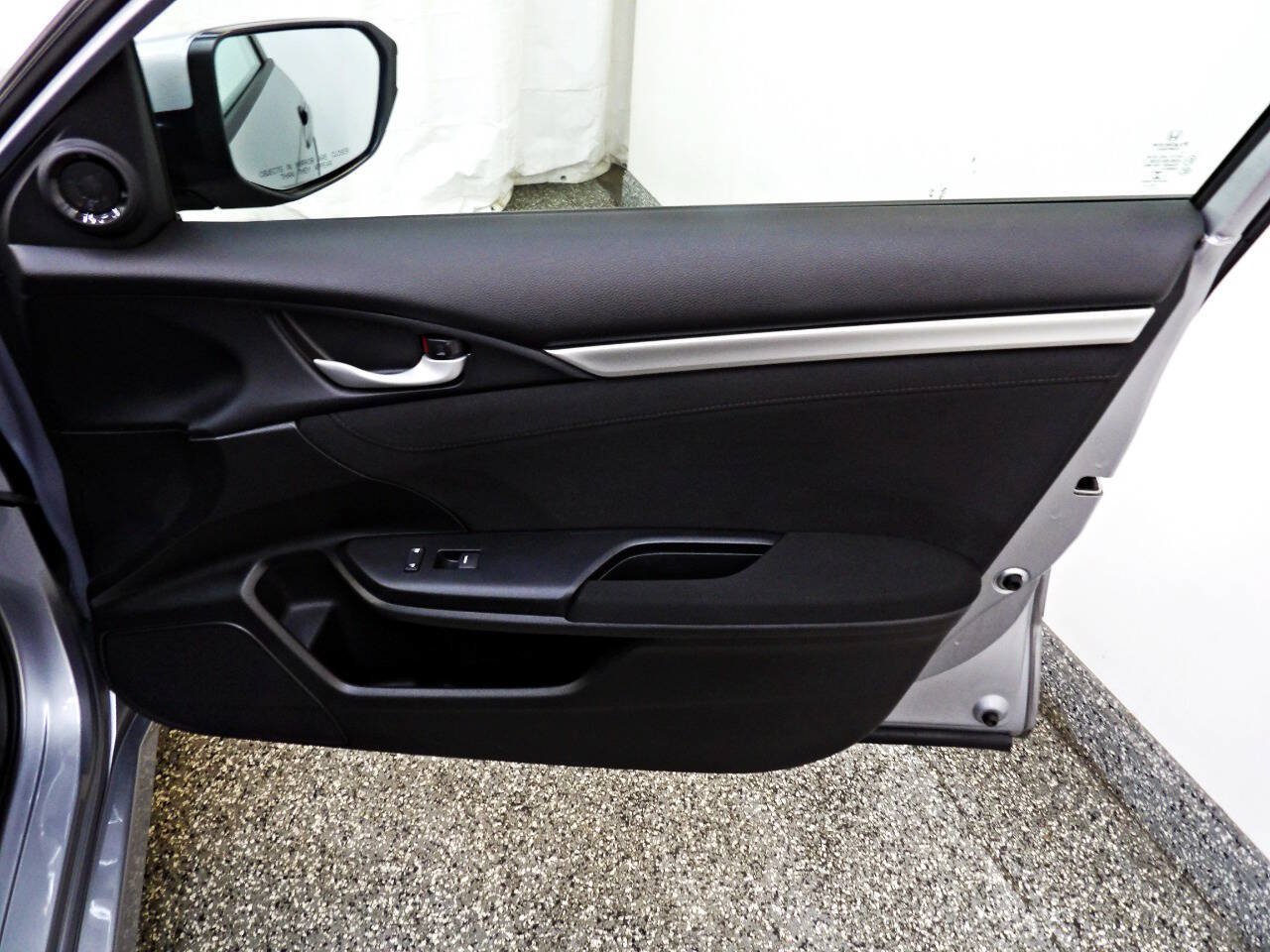 Used 2016 Honda Civic EX image 11