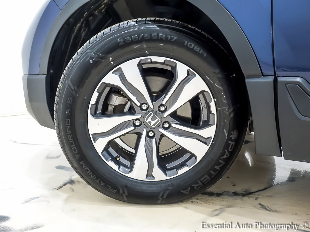 Used 2020 Honda CR-V LX image 12