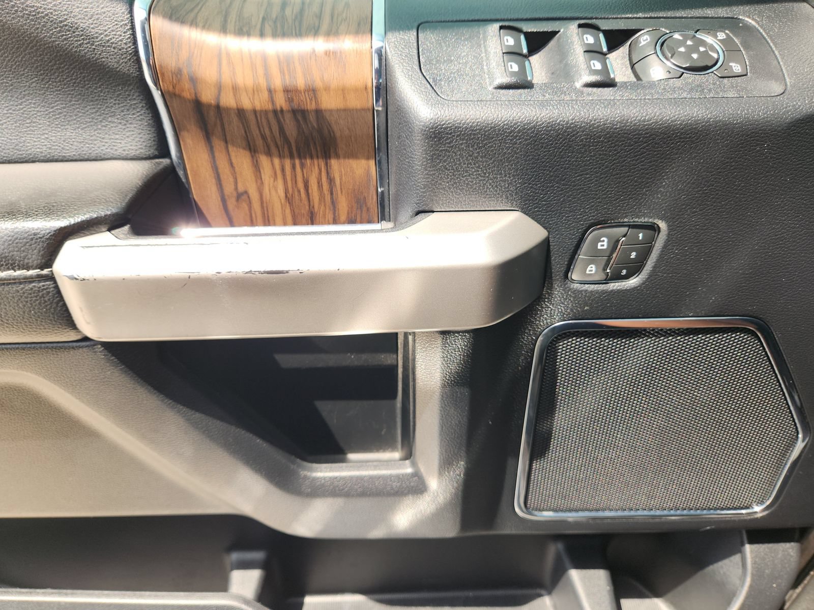 Used 2019 Ford F150 Lariat AWD/4WD image 28