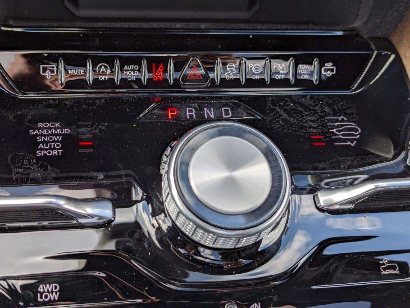 New 2024 Jeep Grand Wagoneer Series I w/ Convenience Group III image 27