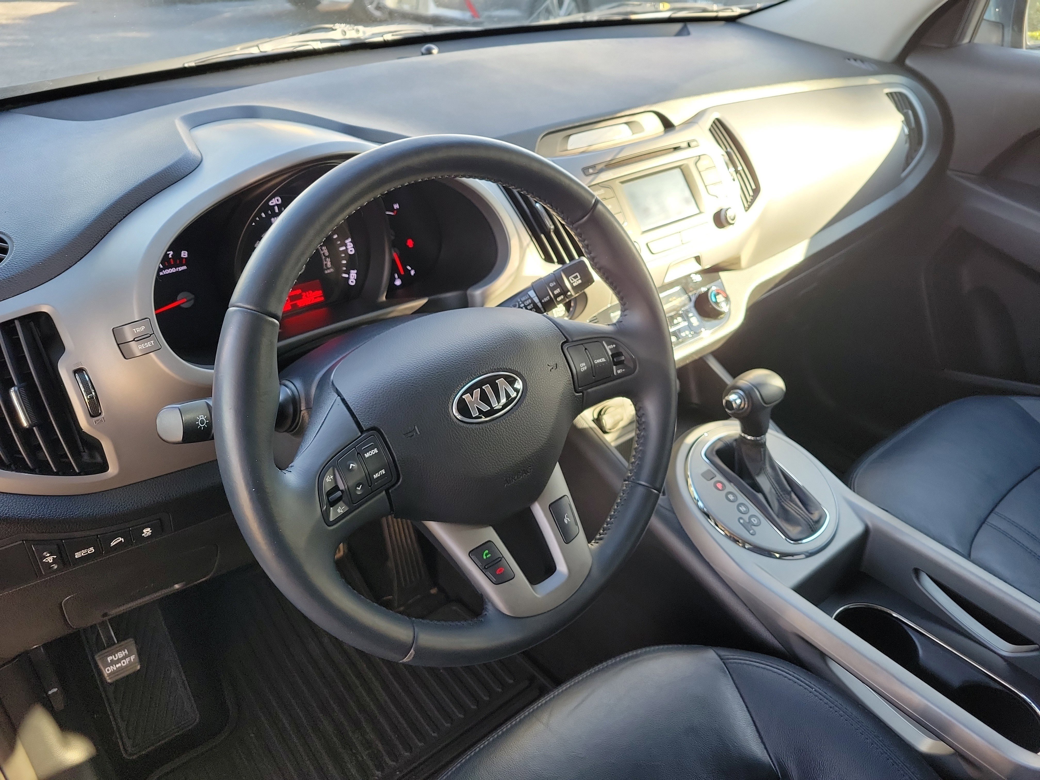 Used 2016 Kia Sportage EX image 22