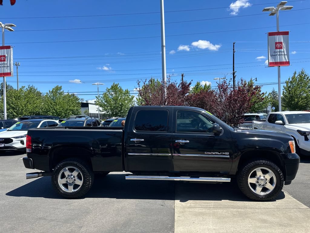 Used 2014 GMC Sierra 2500 Denali w/ Suspension Package, Off-Road AWD/4WD image 6