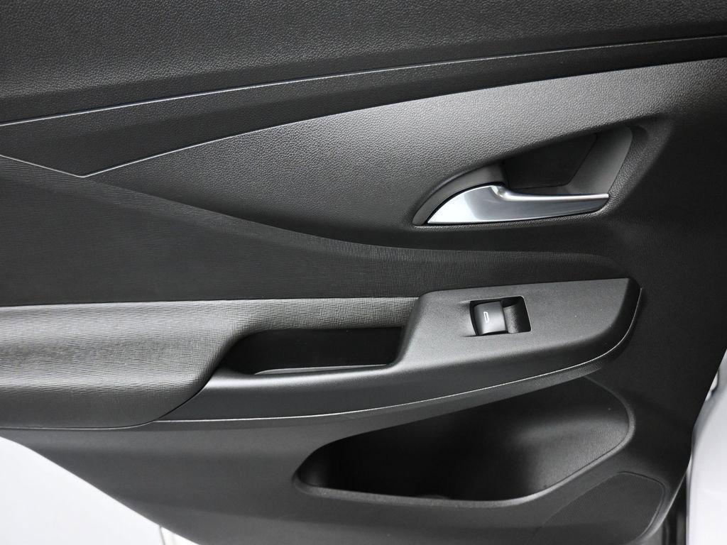 Used 2024 Buick Envista Preferred w/ Convenience I Package image 29