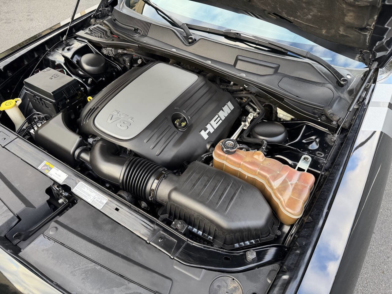 Used 2013 Dodge Challenger R/T Plus image 29