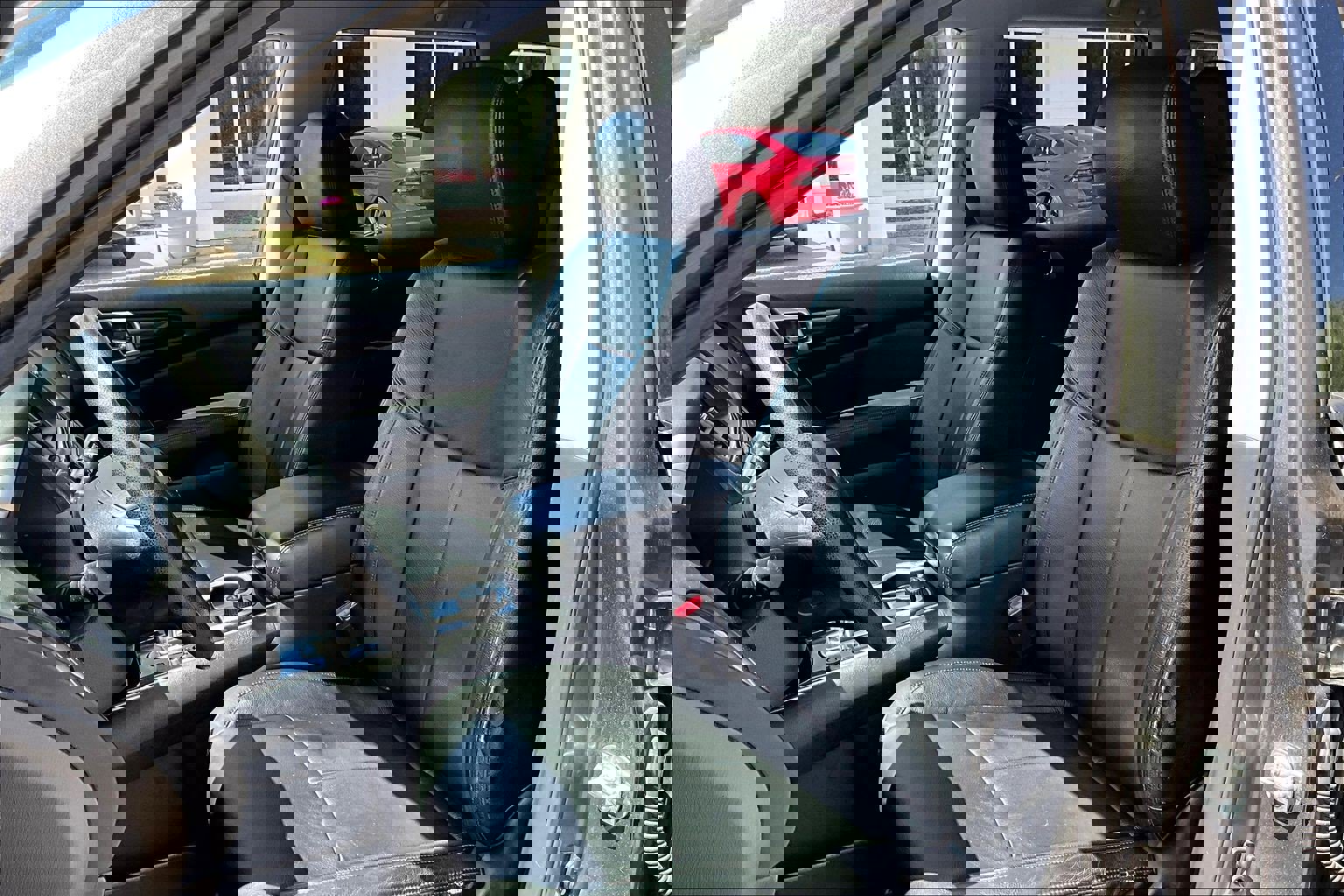 Used 2018 Nissan Pathfinder S image 26