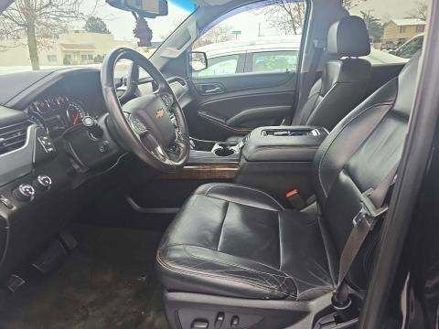 Used 2017 Chevrolet Suburban LT w/ LT Signature Package image 5