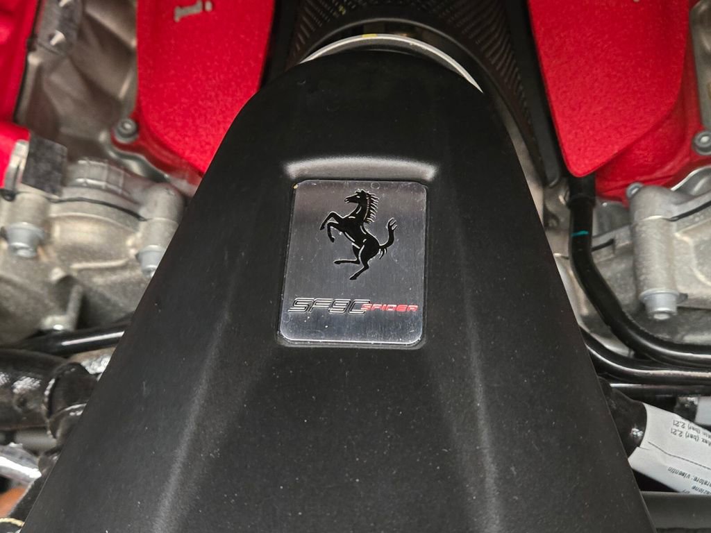Used 2023 Ferrari SF90 Spider AWD/4WD image 21