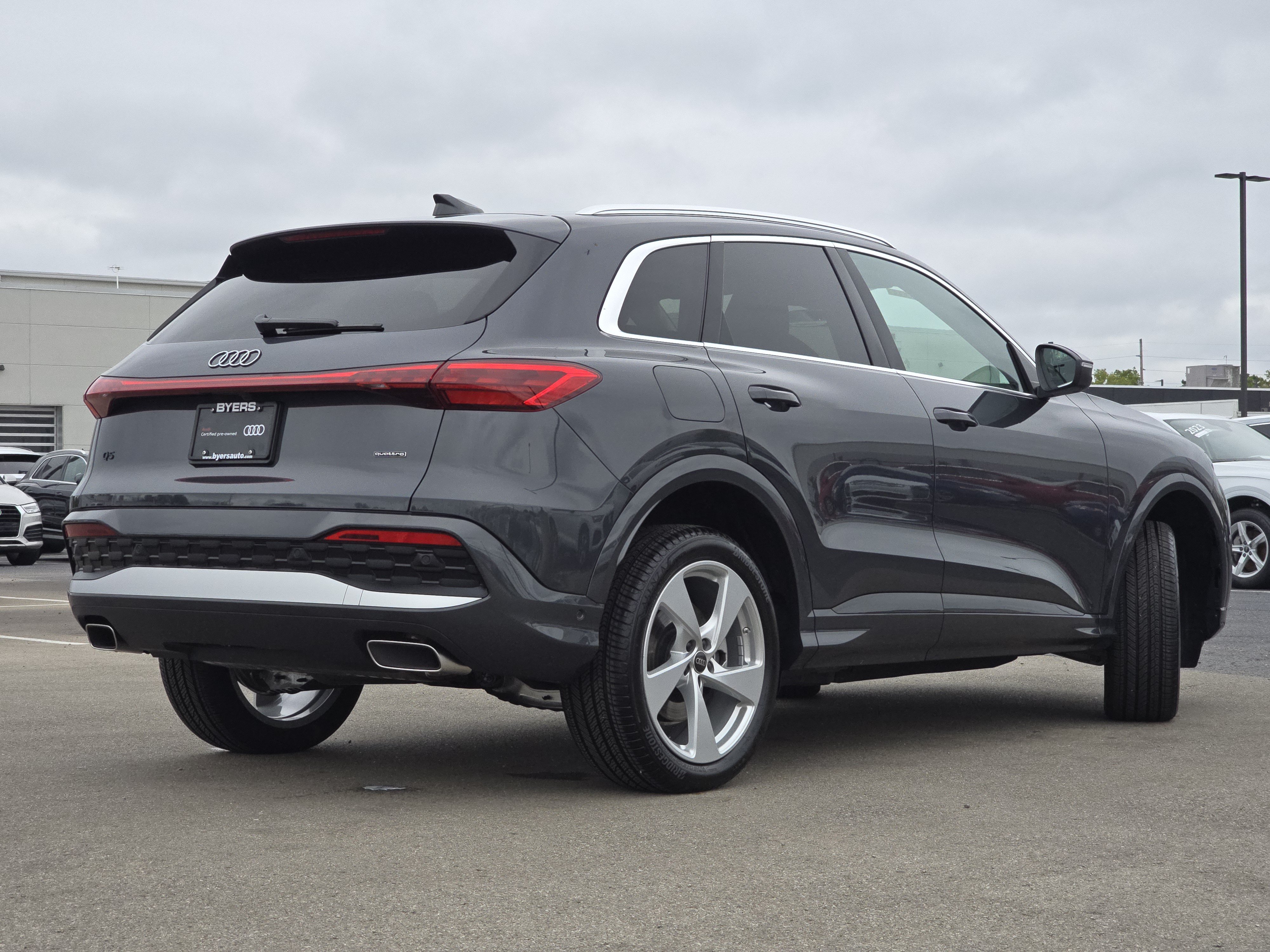Certified 2025 Audi Q5 Premium Plus w/ Premium Plus AWD/4WD image 7