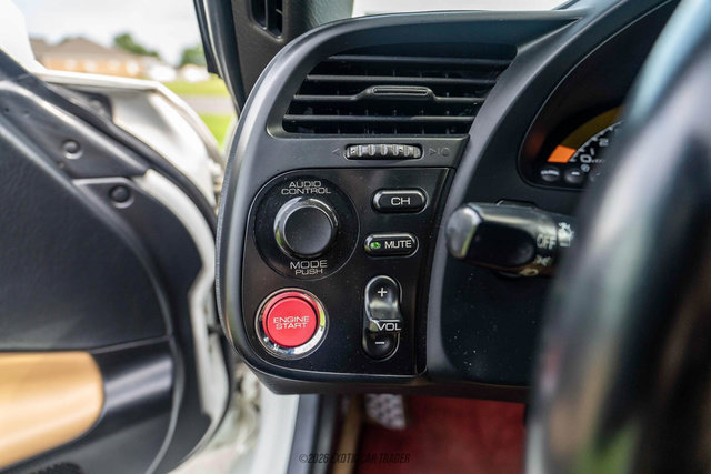 Used 2004 Honda S2000 image 31