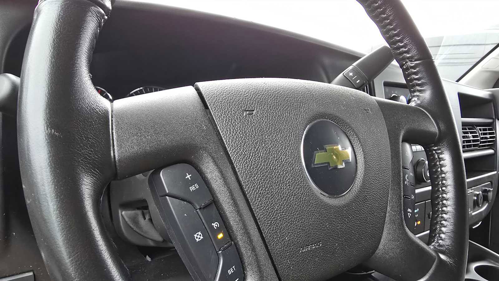 Used 2023 Chevrolet Express 2500 w/ Driver Convenience Package image 29