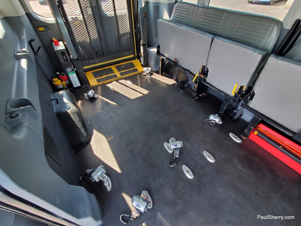 Used 2016 Ford Transit 350 XL image 28