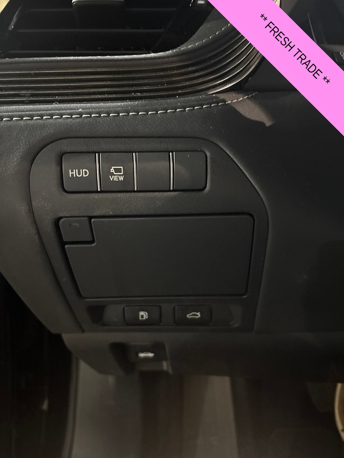 Used 2021 Lexus LS 500 w/ Interior Upgrade Package RWD image 9
